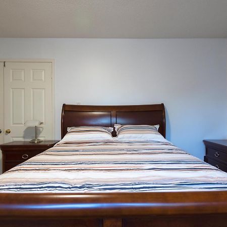 The Comfort Stay At City Of Pickering Exterior foto